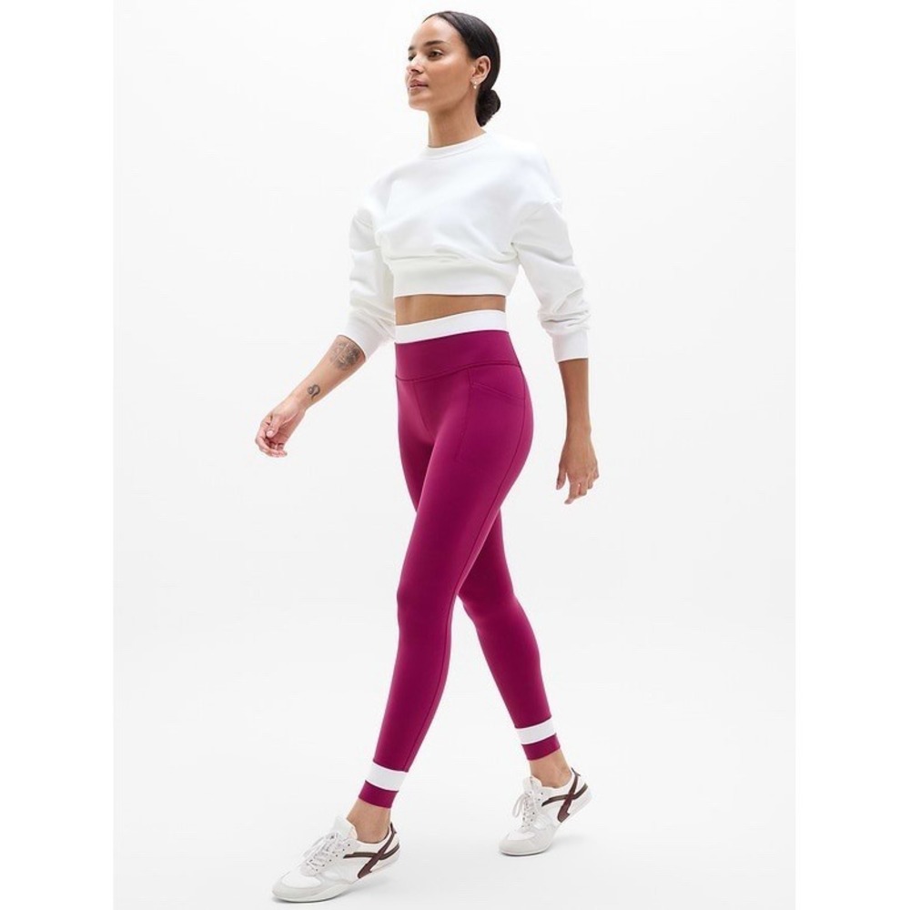 Athleta Womens XS Wildberry Salutation Stash High Rise Double Lift Up Leggings